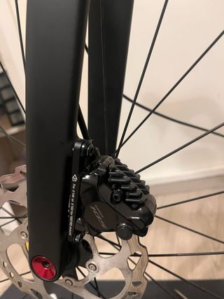 Manetes e pinças Shimano 105