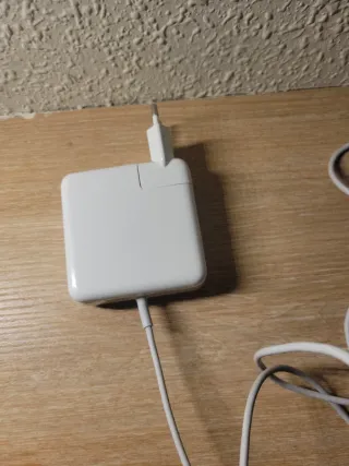 Cargador Apple MacBook