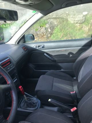 Volkswagen Golf 2001