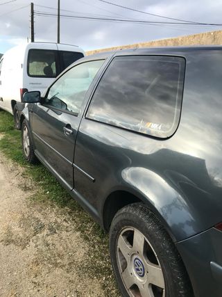 Volkswagen Golf 2001