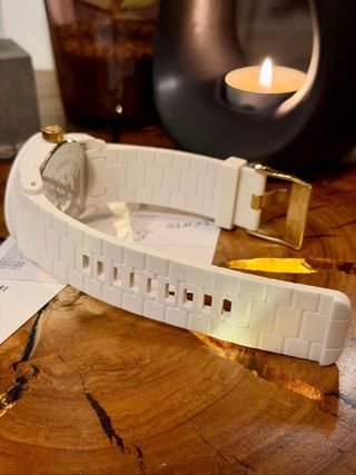 Reloj Diesel DZ1572 Blanco y Dorado