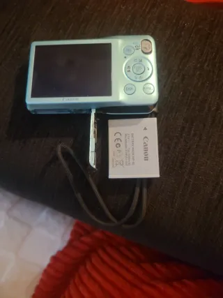 Câmera Digital Canon IXUS 105 Azul