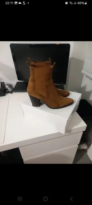 Botines de piel marrones talla 37 con muy poco uso