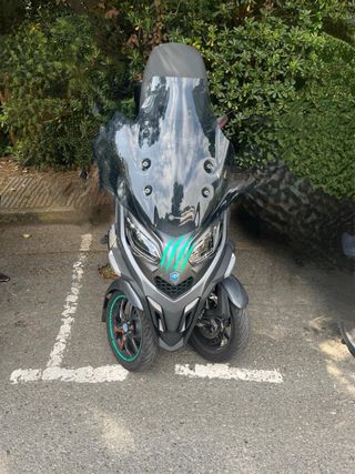 Piaggio Mp3 530 Exclusive Gris