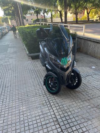 Piaggio Mp3 530 Exclusive Gris