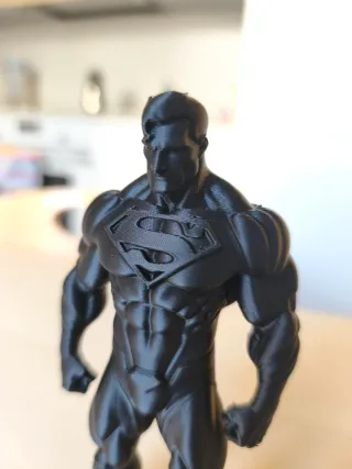 Figura Superman Negra 15cm