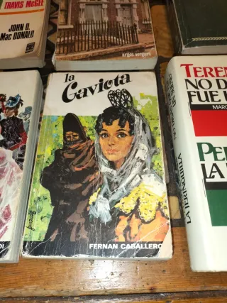 Lote 7 libros antiguos 70/80