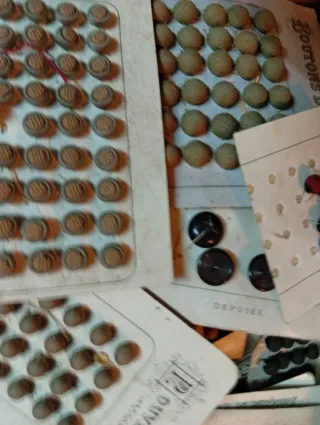 Lote de botones antiguos