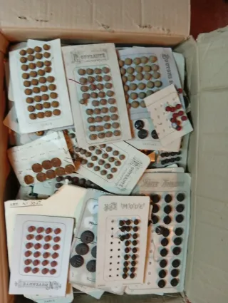 Lote de botones antiguos