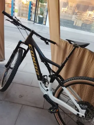 Bicicleta de Montaña special edition Conor thunder