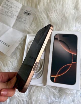 iPhone16Pro 256GB Dorado
