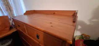 Cómoda de madera con 6 cajones