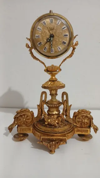 Orologio da tavolo dorato