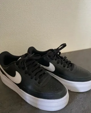 Zapatillas Nike Court Vision Negras