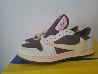 Air Jordan 1 Low Travis Scott OG