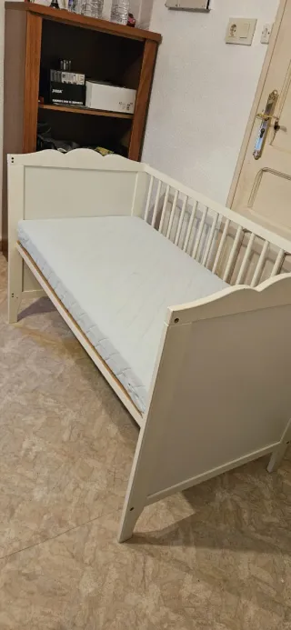 Cuna colecho IKEA blanca