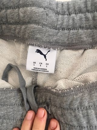 Pantalón corto Puma gris