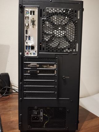 PC Gaming Ryzen 7 16GB GTX 1060 SSD+HD