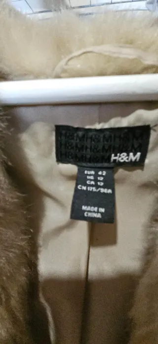 Abrigo H&M Piel Sintética Beige