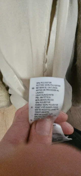 Abrigo H&M Piel Sintética Beige