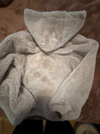 Abrigo Zara niña beige