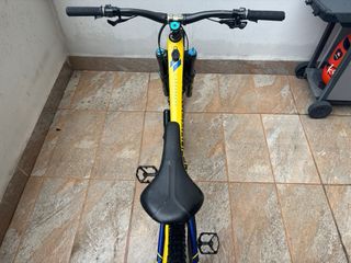 Mondraker Superfoxy Carbon Enduro Bike