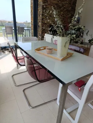 Tavolo da Pranzo in Cristallo e Metallo, per Interni o Giardino