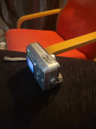 Máquina Fotográfica Fujifilm FinePix A345 Prata