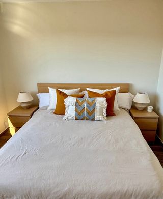 Cómoda 2 cajones madera