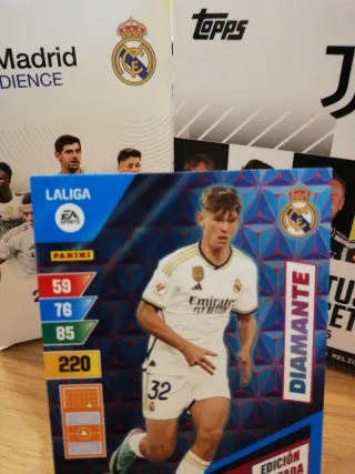 Lote Real Madrid ADRENALYN XL 23-24