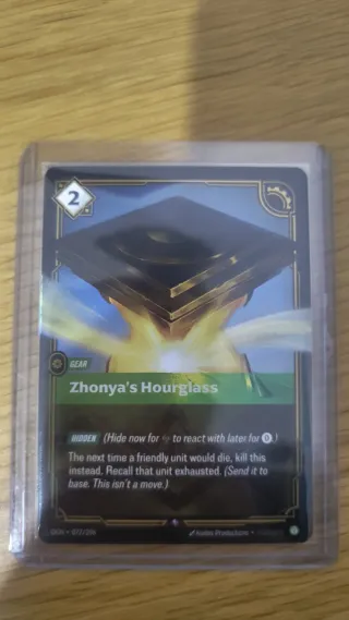 Carta Zhonya's Hourglass Riftbound