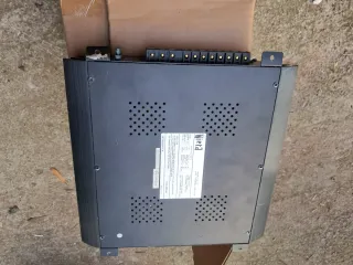 Amplificador Vieta N-4110 Negro/Plata