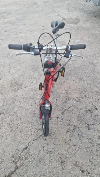 Bicicleta plegable roja