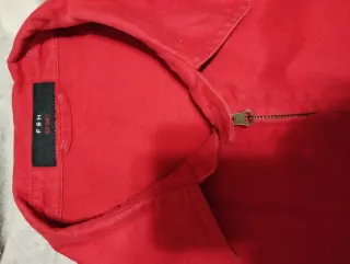 Chaqueta roja de algodón