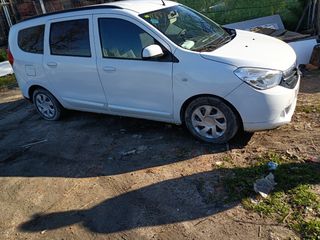 Dacia Lodgy 2012