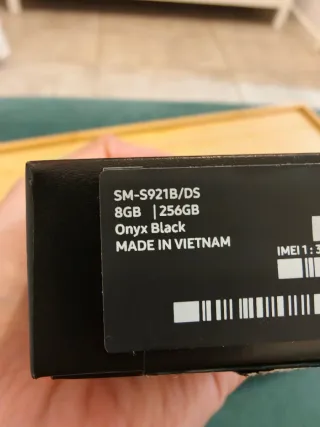 Samsung Galaxy S24 256GB Onyx Black + cargador