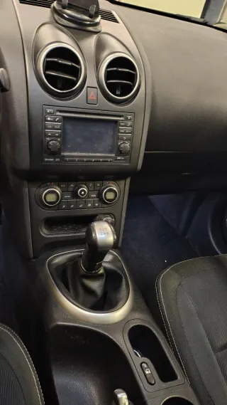 Nissan Qashqai  2010