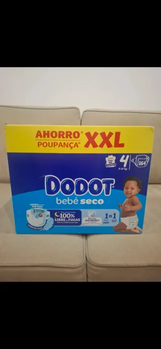 Fraldas Dodot Bebé Seco T4 (9-14kg) - 164 unidades