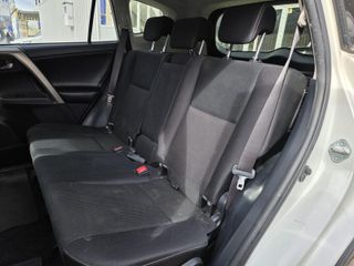 Toyota RAV4 150D AWD Business