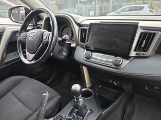 Toyota RAV4 150D AWD Business