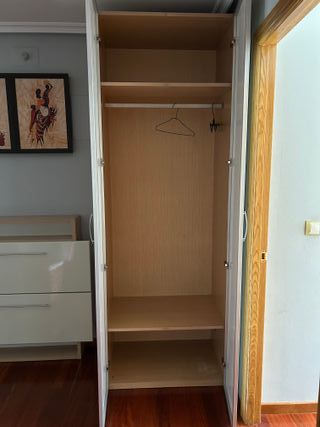 Armario puertas cristal y metal