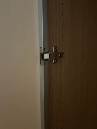 Armario puertas cristal y metal