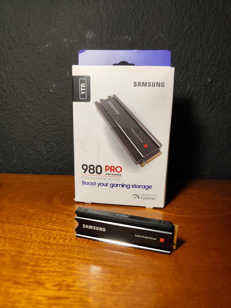 SSD Samsung 980 PRO 1TB PCIe 4.0 NVMe con disipador de calor