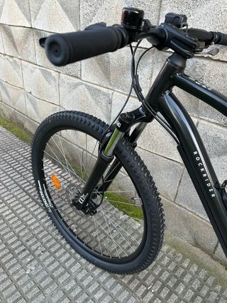 Bicicleta Negra Decathlon
