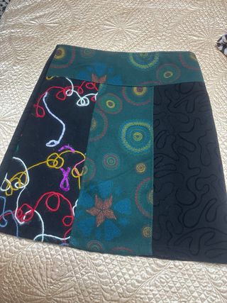 Falda desigual, puesta 2 veces
