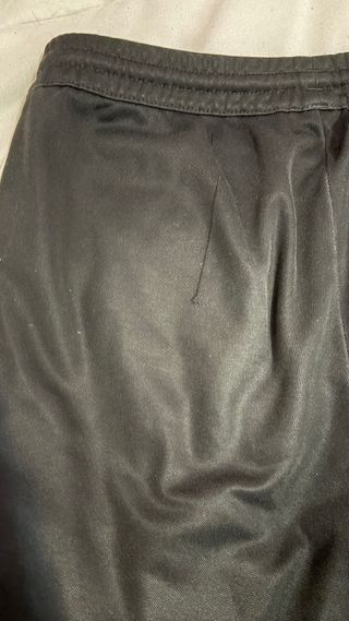 Pantalón chándal Adidas negro con rayas