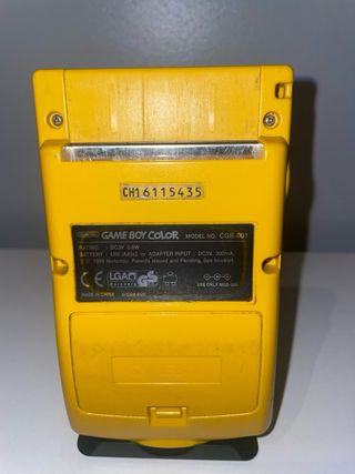 Game Boy Color Amarilla