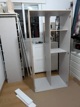 Armario puertas abatibles Leroy Merlin