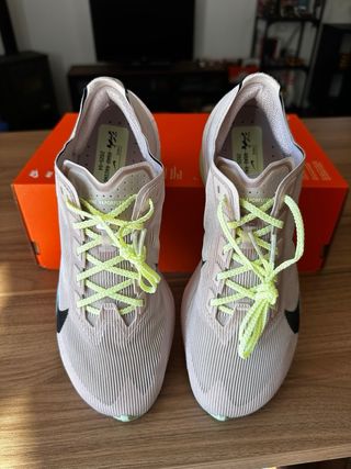 Nike ZoomX Vaporfly 4% Next%