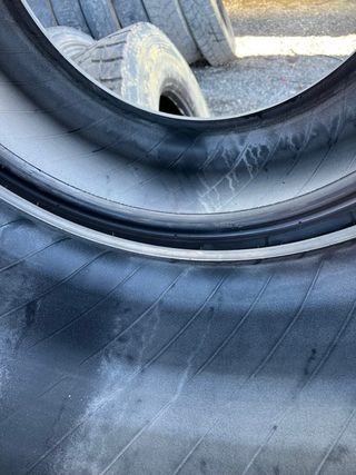 Neumáticos 295/40 R21